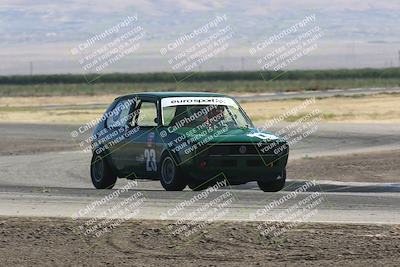 media/Jun-01-2024-CalClub SCCA (Sat) [[0aa0dc4a91]]/Group 5/Race/